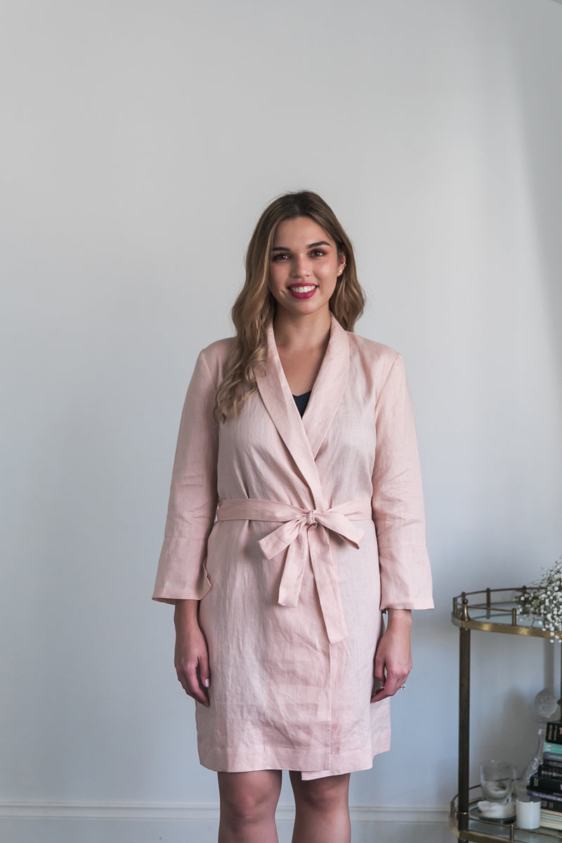 Alys Linen Short Robe in Blush Pink