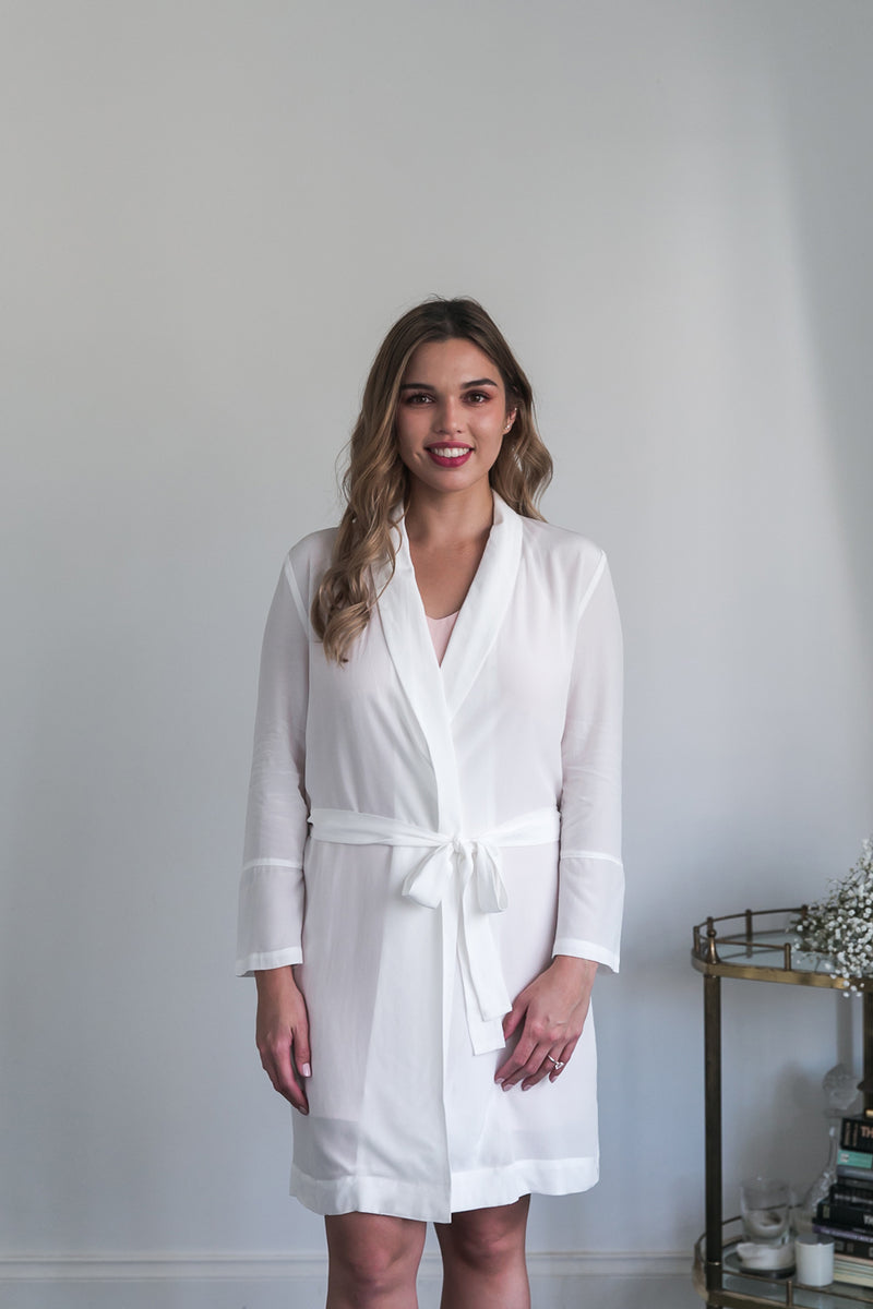 Cara Short Bridal Robe in White