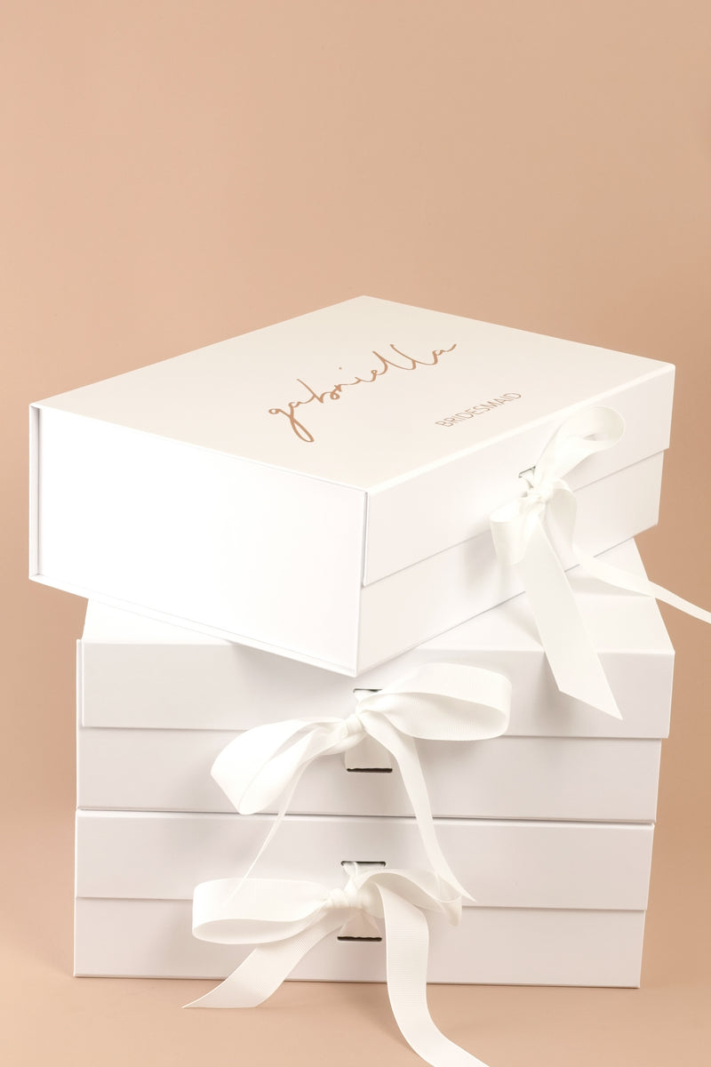 Classic Bridesmaid Gift Box with White Ribbon - Large - Style 2